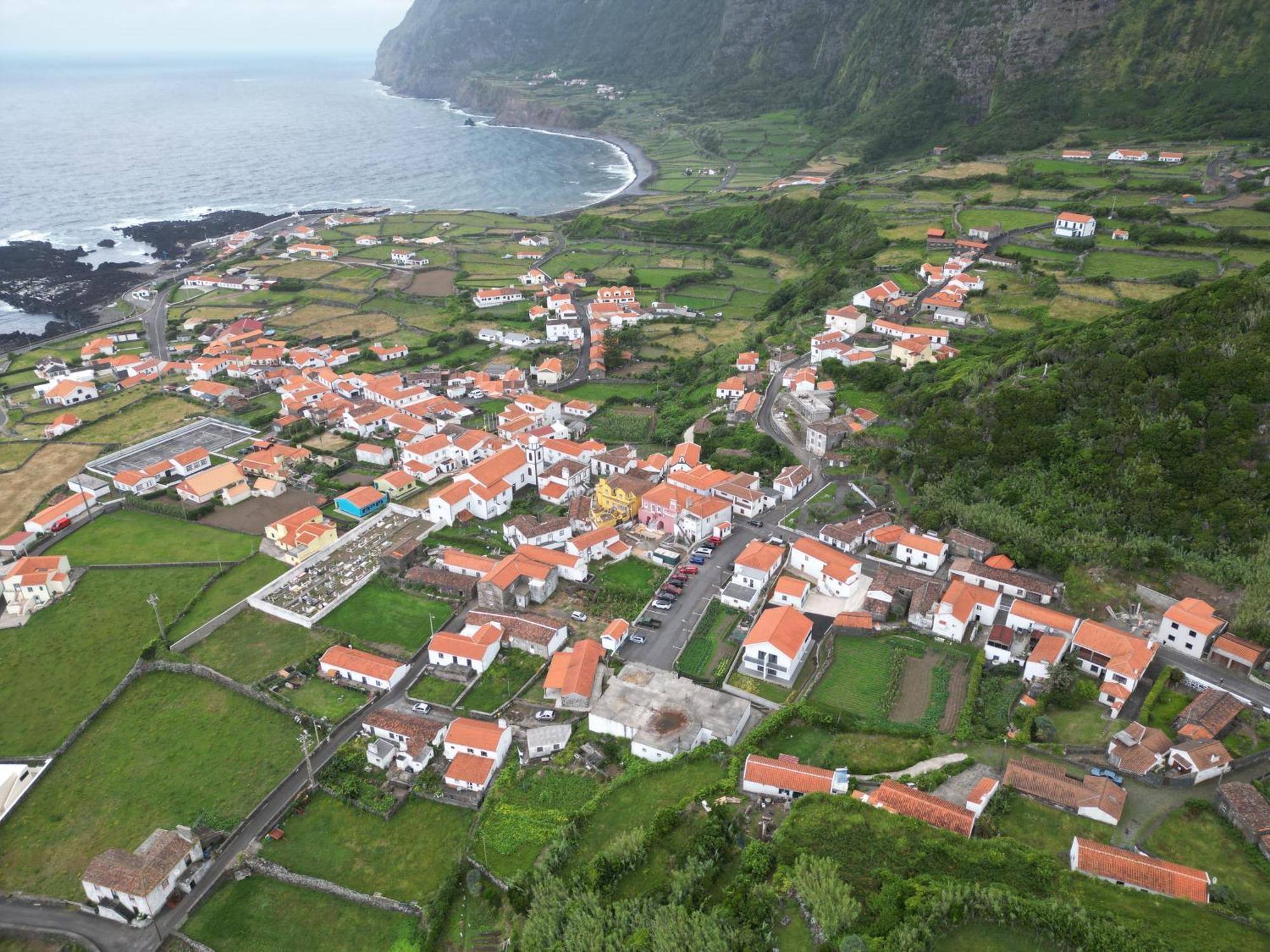 The Pink House Hostel Faja Grande Exterior photo